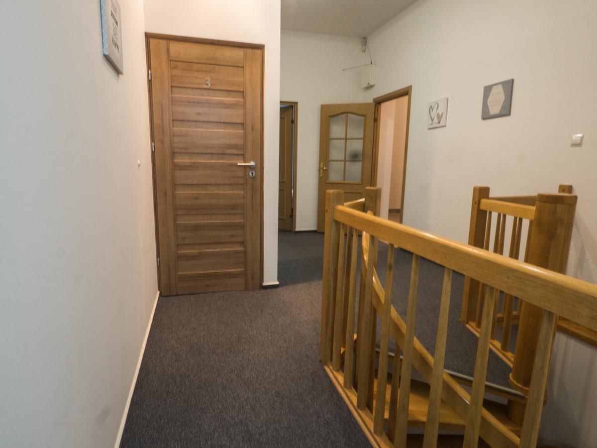 Sawa Hostel Варшава Екстериор снимка